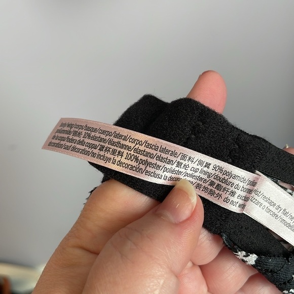 PINK Victoria’s Secret Black White Floral Lace High Neck Push Up Bralette size M - Picture 8 of 15